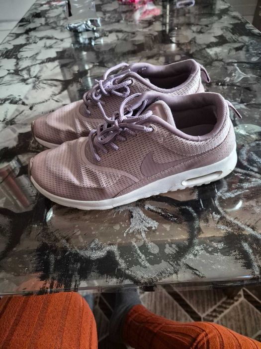 Маратонки дамски Nike