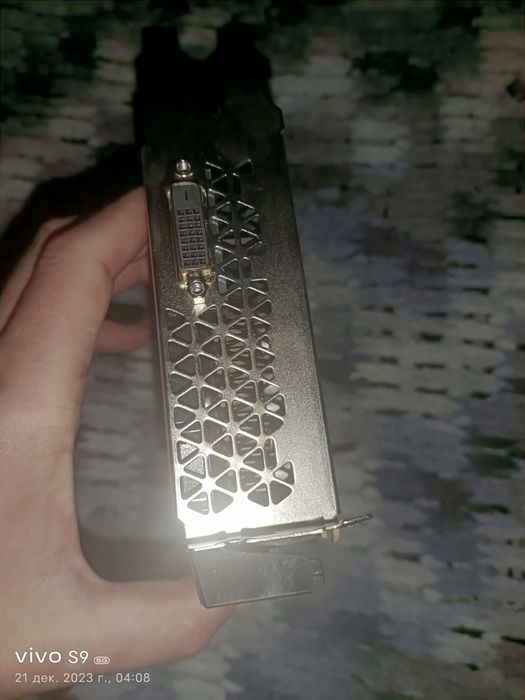 Продам видеокарту