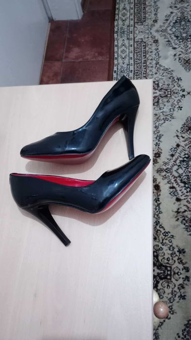 дамски обувки с ток