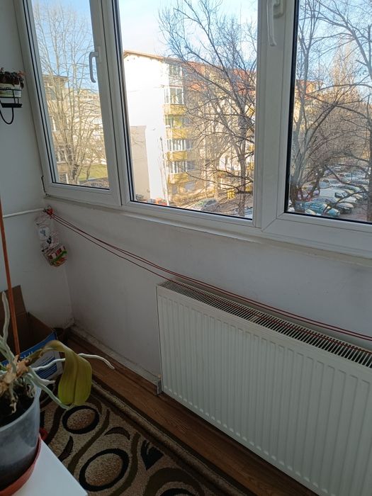 Închiriez avantajos apartament 3 camere decomandat, etaj 2/10