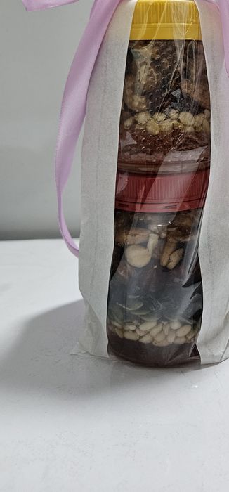 Продам подарочные медовые наборы