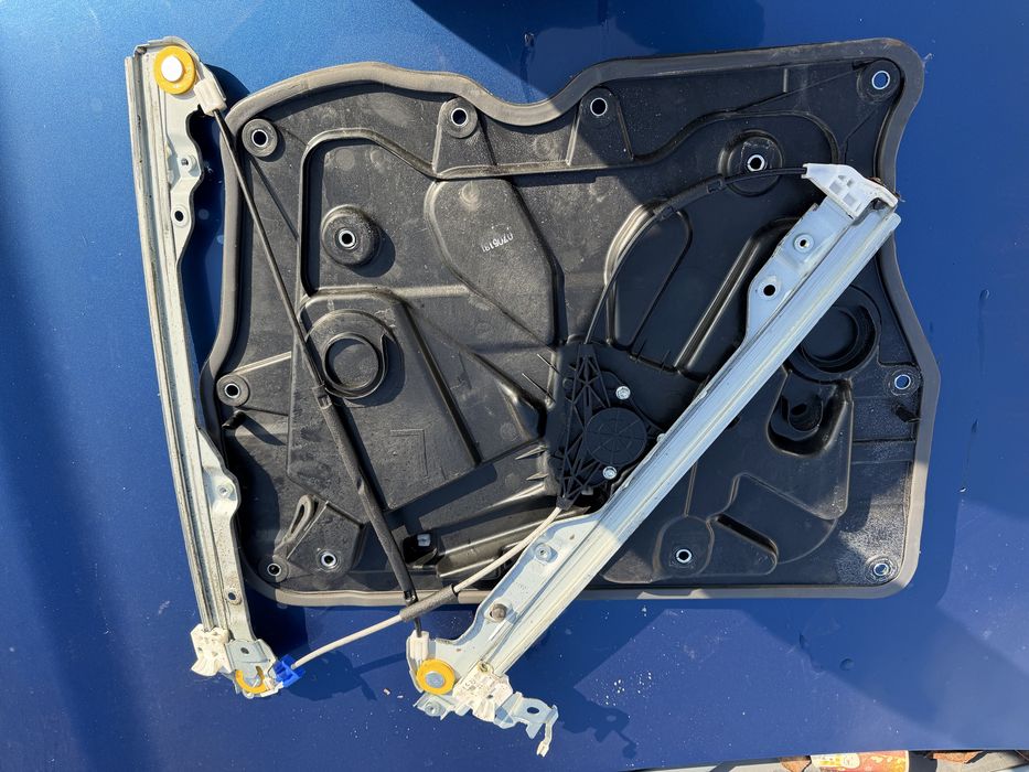 Стъкло / стъклоповдигач Nissan X-trail T31