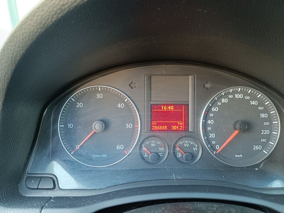 VOLKSWAGEN Jetta 2007 — imagine 4