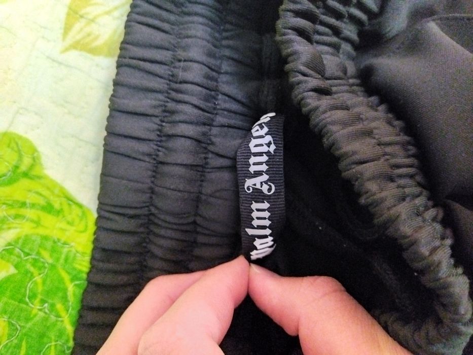 Продам шорты Palm angels