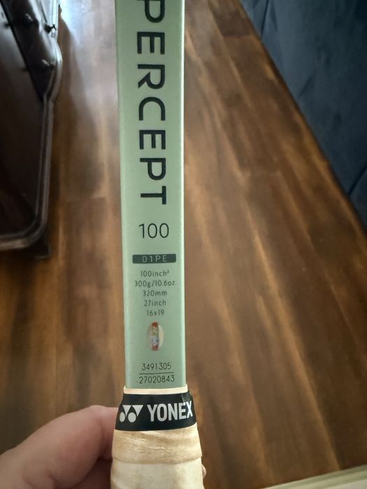 Yonex racheta Percept 100 maner 2 300g