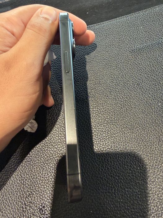 Iphone 15 pro titan 128 GB impecabil