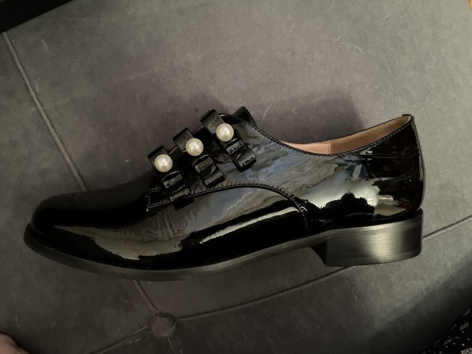 Обувь ,туфли на учёбу