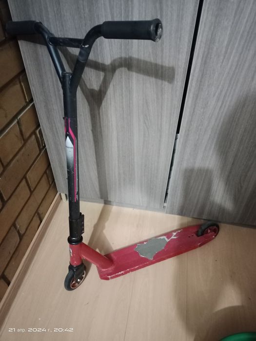 Продам самокаты.