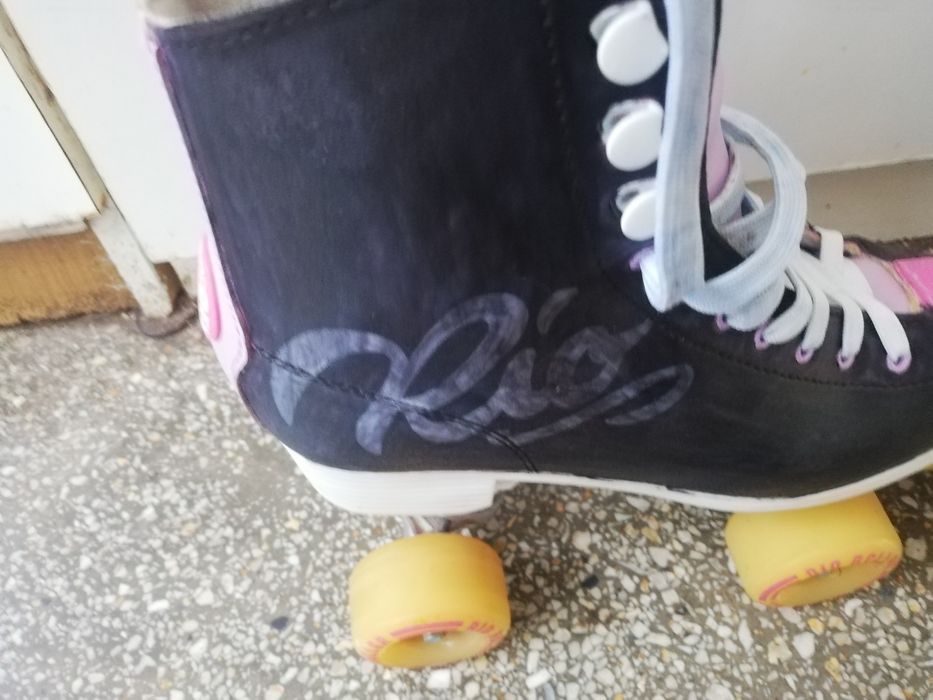 Vând role cu 4 roți