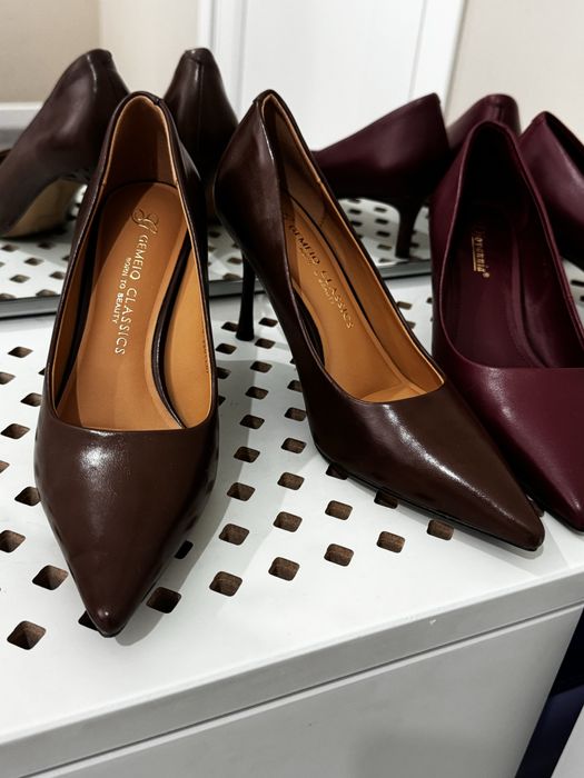 Туфли 35 р сатылады