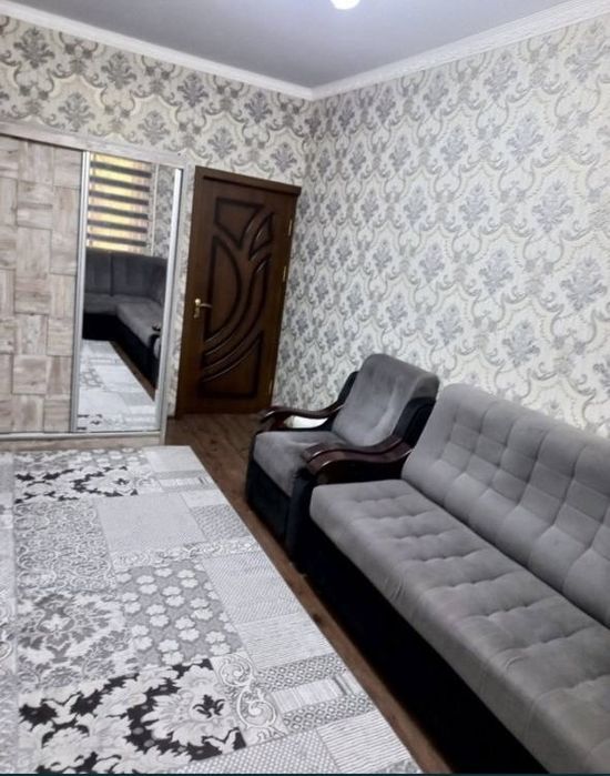 Chilonzor 16 kv Uy sotiladi 3 xona