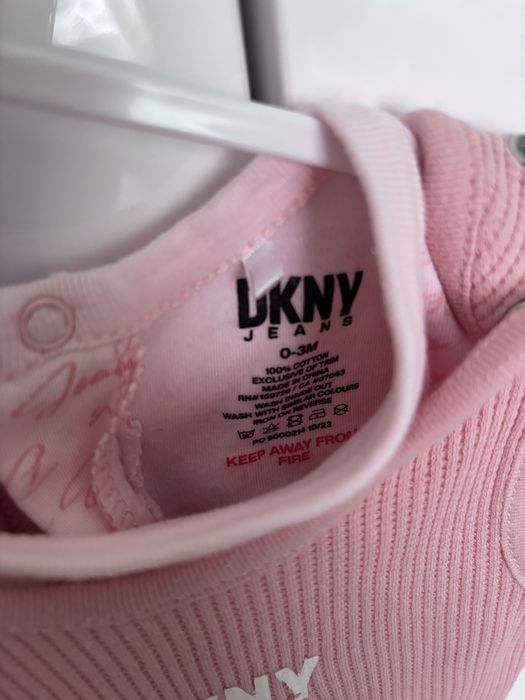 DKNY бебешки сет/ момиче/ сукман/ комплект