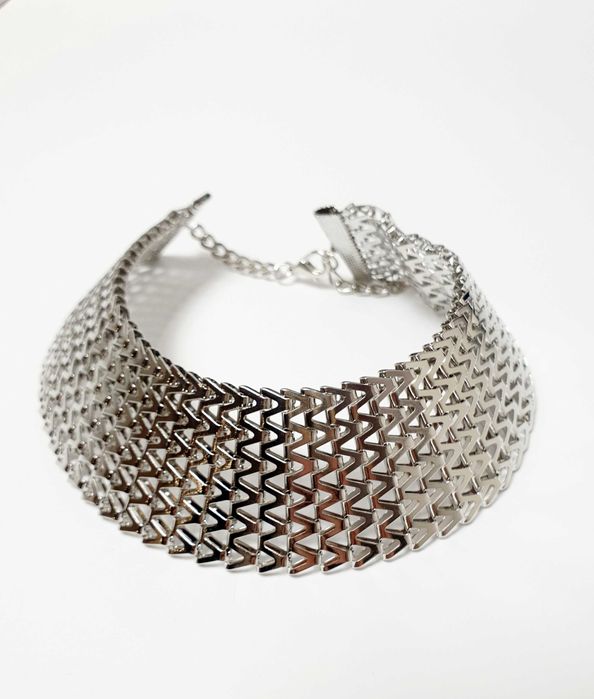 Бижута на едро от затворвн магазин. Единични бройки, англ.брандове.