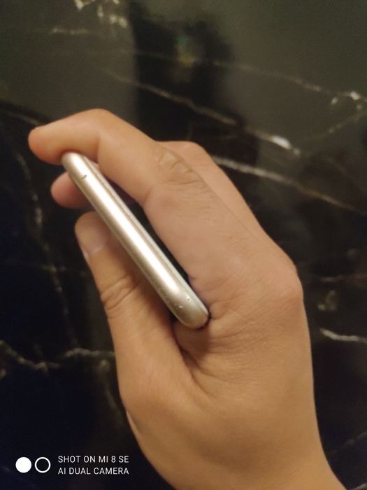 iPhone 8 Gold 64Gb Radnoy 88%yomkista
