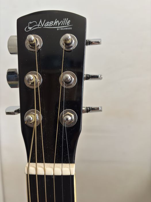 Chitara acustica