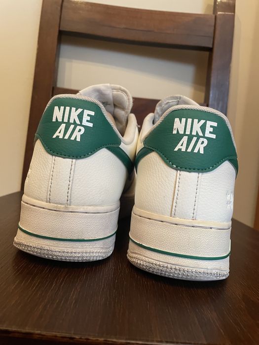 Vand adidasi Nike Air Force 1