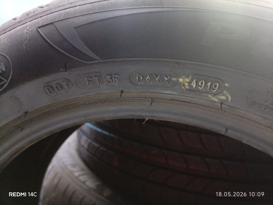 215 55 17 Michelin 100 lei bucata
