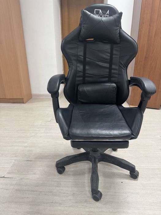 Продам игровое кресло