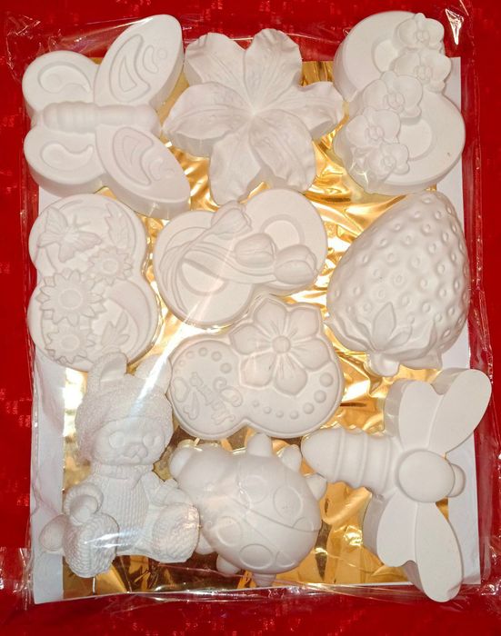 Фигурки раскраски для детей. На 8 марта