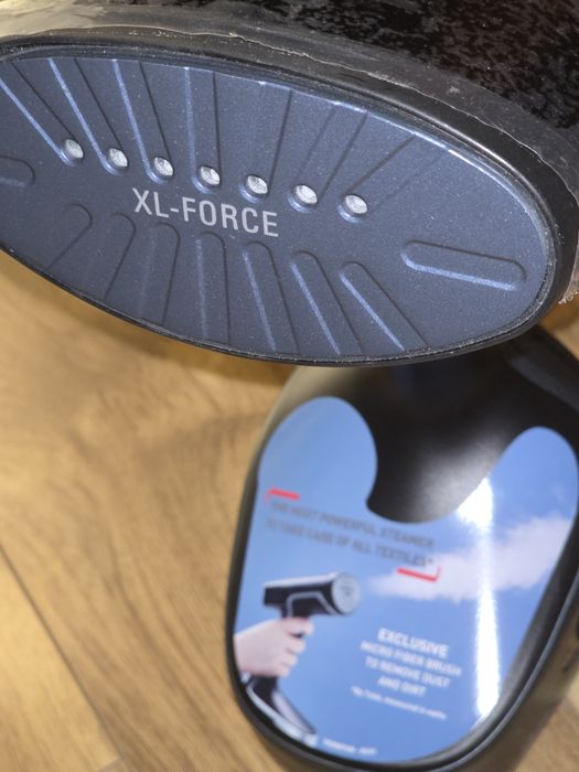 Aparat  aburi  Rowenta XL Air Force Steamer