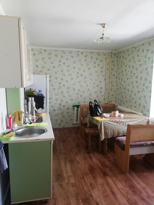 Продам  2 комн квартиру