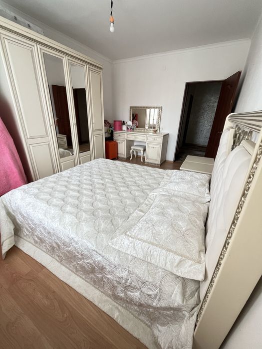 Продам спальный мебель