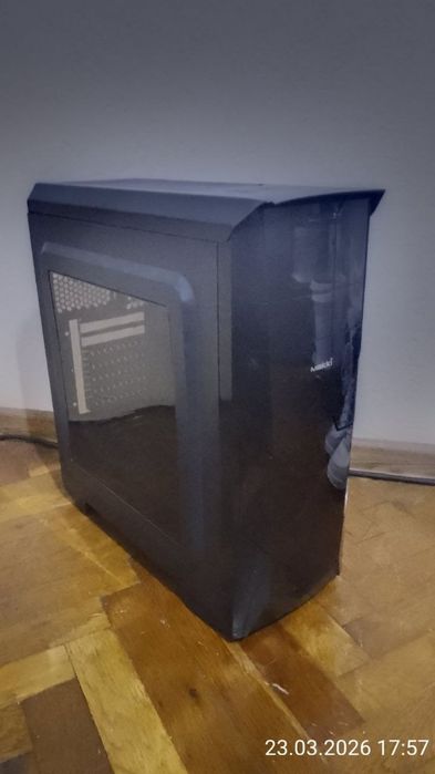 Кутия за компютър