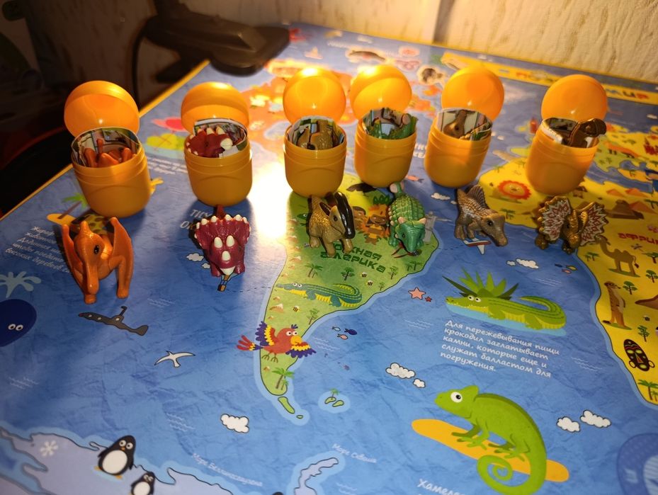 Игрушки из киндер динозавры