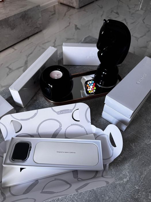 Vând Apple Watch Series 10