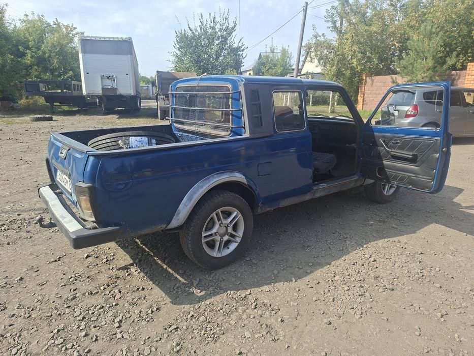 Ваз 2121   нива  .