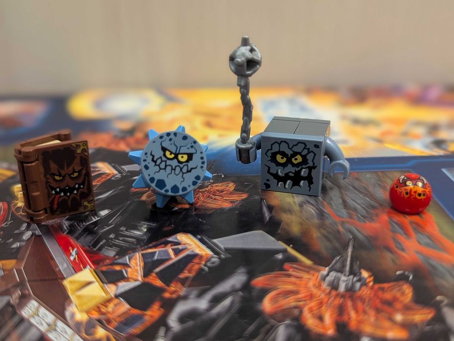 Lego Nexo knights & Chima минифигурки