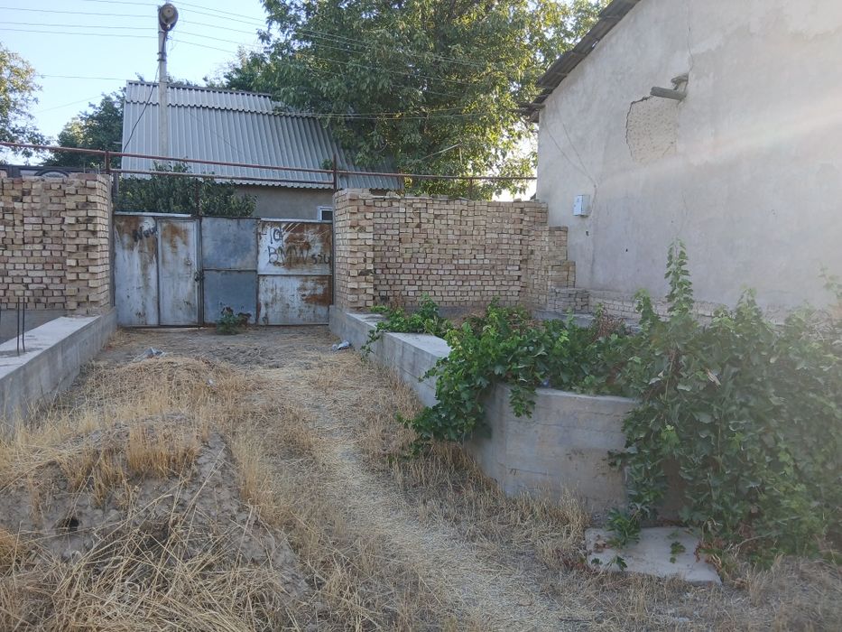 shoyim koprikda namuna mahalada uchastka sotiladi 5.5 sotix