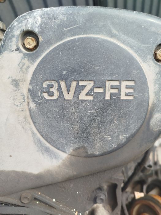 Продам двигатель 3VZ-FE
