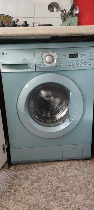 Продам стиральную машину
