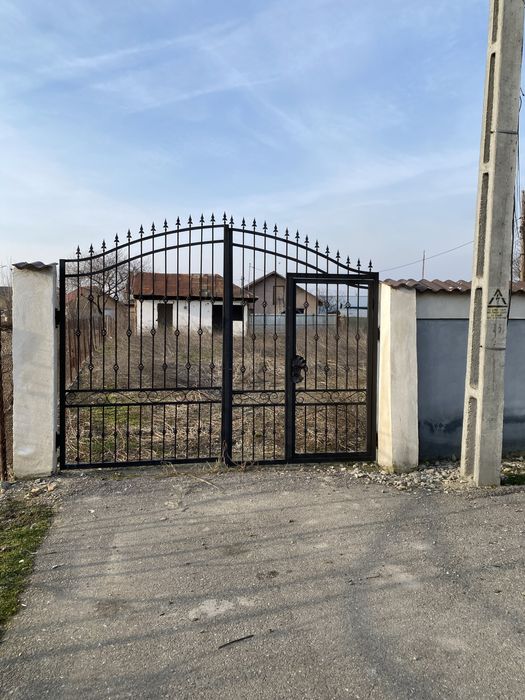 Vanzare teren intravilan