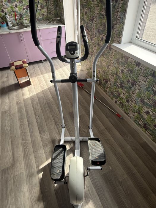 Эллиптический тренажер(лыжи)