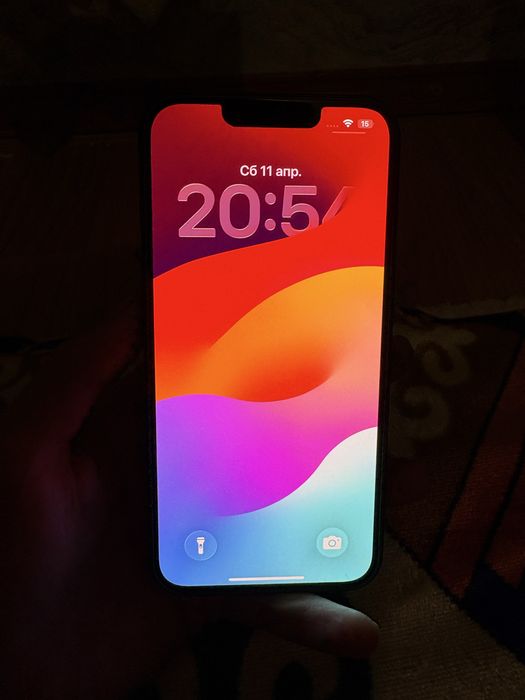 Продам айфон 13