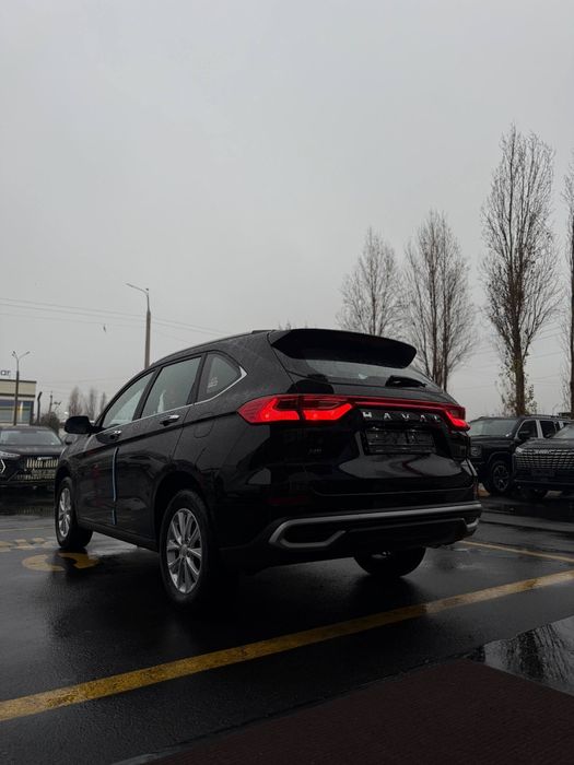 Ҳавал М6 Премиум 3-позитция. 2026-йил. Қора ранг.