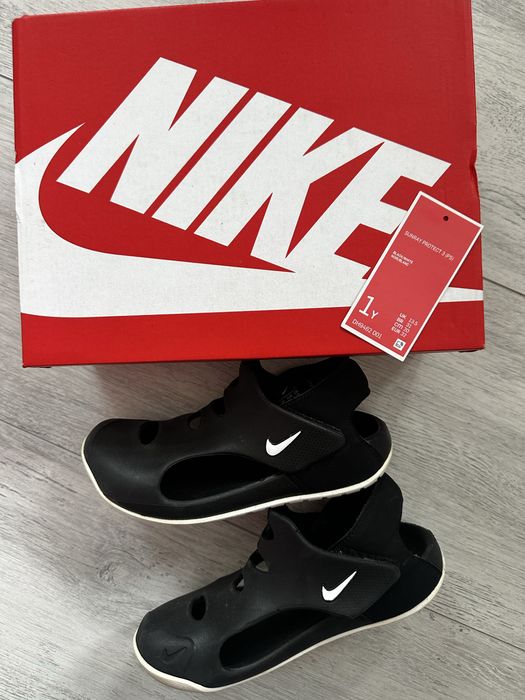 Nike Sunray protect N32 uk13.5