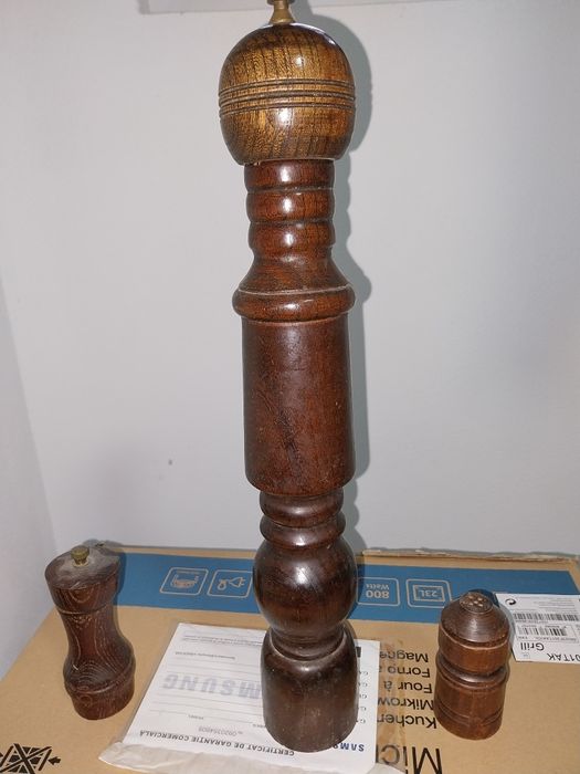 Set râsnite  din lemn sare și piper