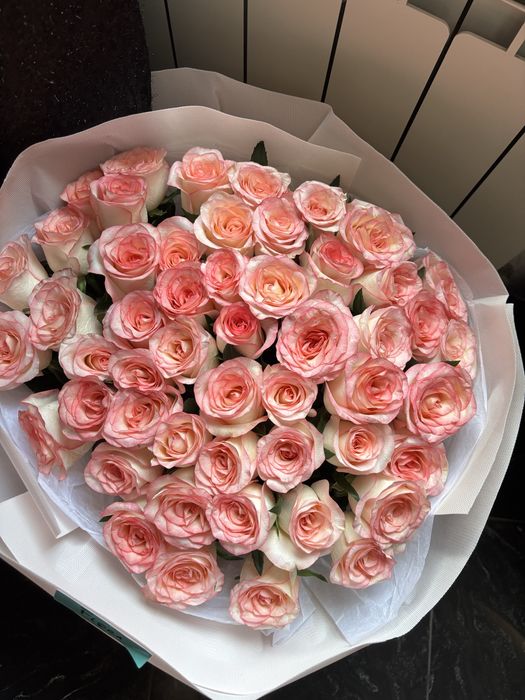 51шт розовые розы
