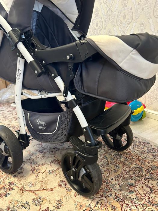 Продам коляску Adamex Young 3 в 1