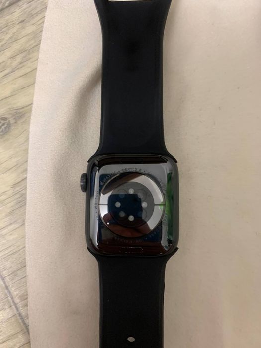 Apple Watch Series 6 40 мм