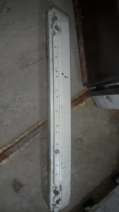 Усилитель заднего бампера бмв е34