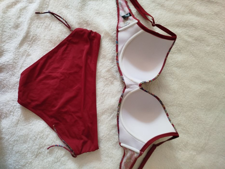 Продам купальники