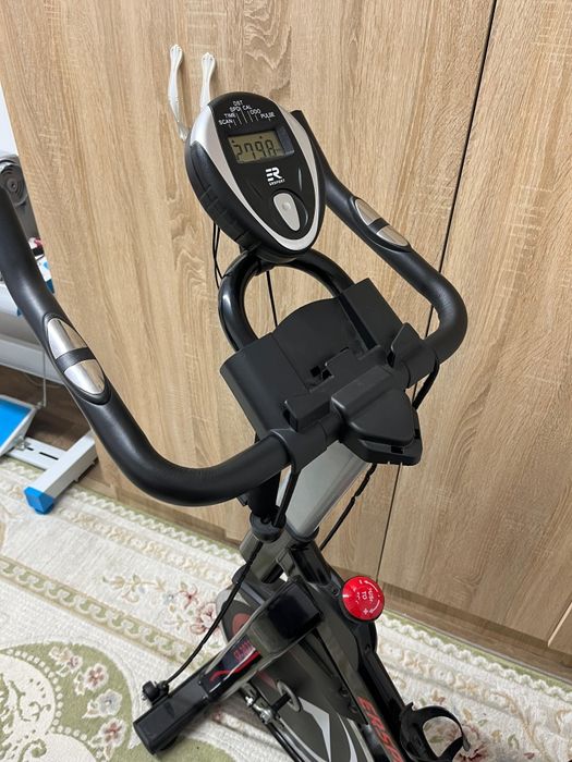 Тренажерный велосипед