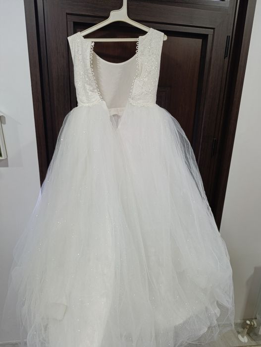 Дълга шаферска рокля