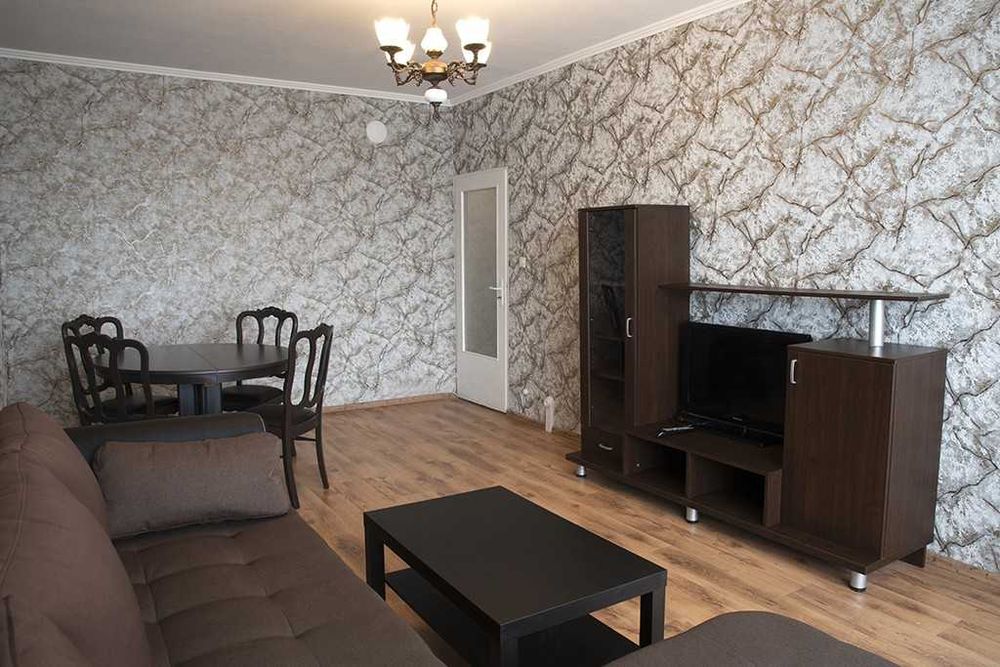 Дава се под наем Двустаен апартамент в София, Люлин 7 - 65 кв.м за 383.52 € - Снимка #1