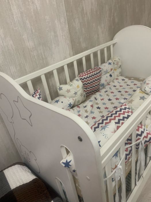 Продам кроватку