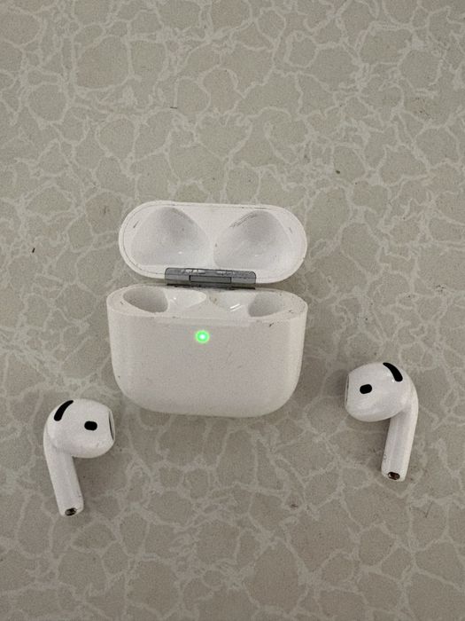 vand casti airpods 4 pro originale